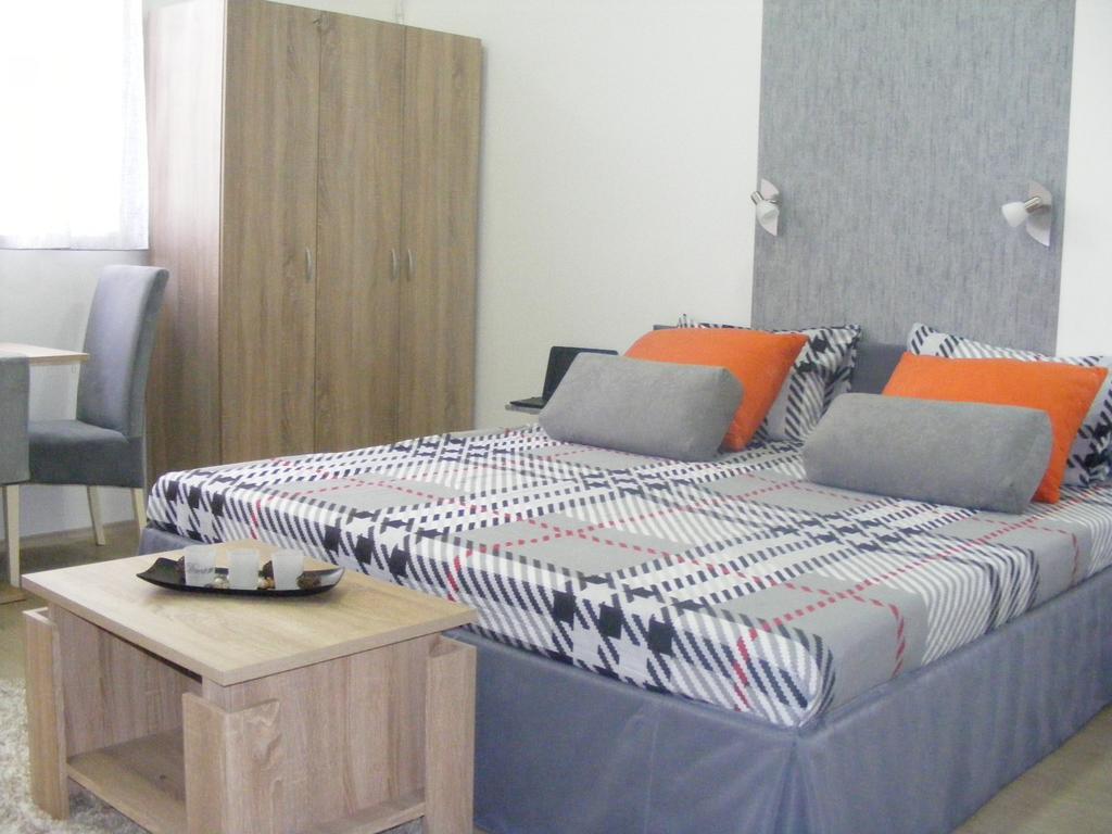 Valor Central Apartments Skopje Esterno foto