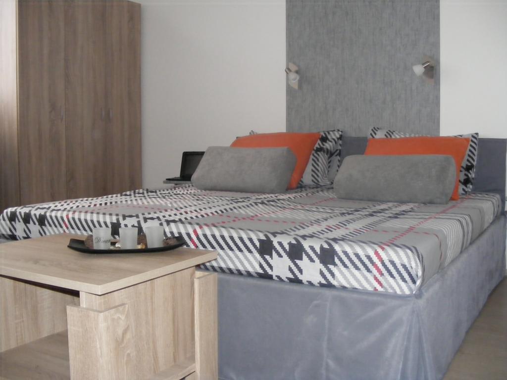 Valor Central Apartments Skopje Esterno foto